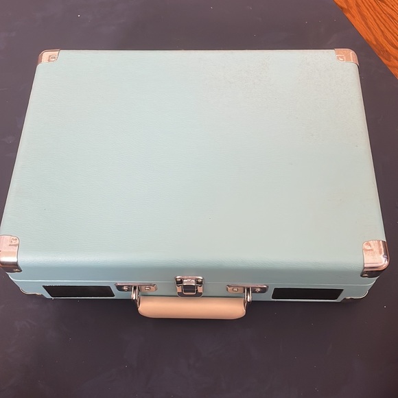 crosley vinyl player - Picture 2 of 2